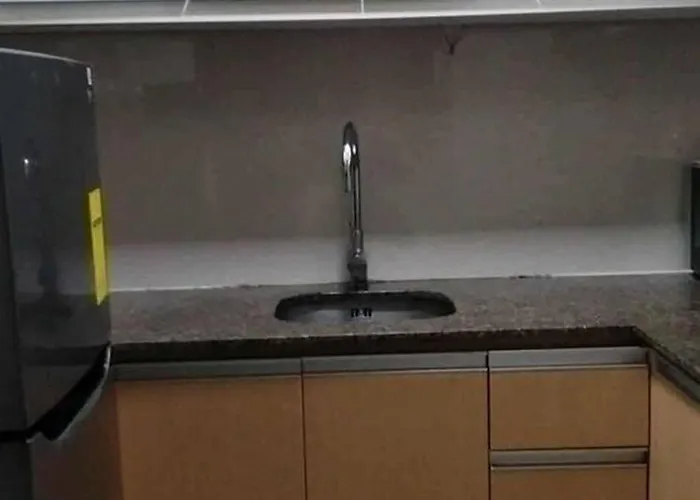 Apartment 81 Newport Boulevard Across Naia T3 Airport