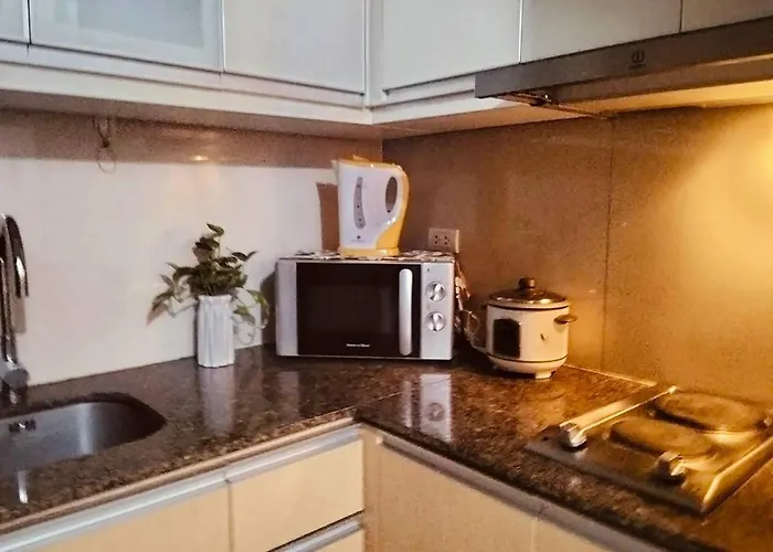 Apartment 81 Newport Boulevard Across Naia T3 Airport