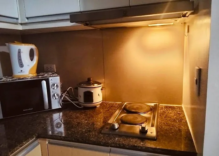 Apartment 81 Newport Boulevard Across Naia T3 Airport Manila